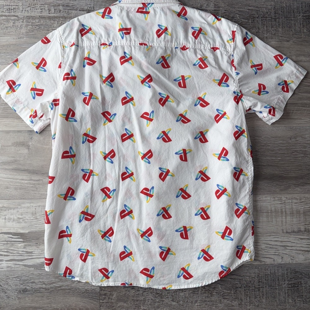 Sony PlayStation Men's Large Short Sleeve PS1 Logo Button Up White Shirt - Picture 2 of 7